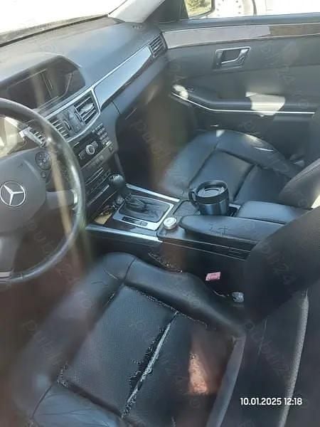 Second-hand Mercedes C200 134 CP (98 kW) 2009 Negru Berlinǎ