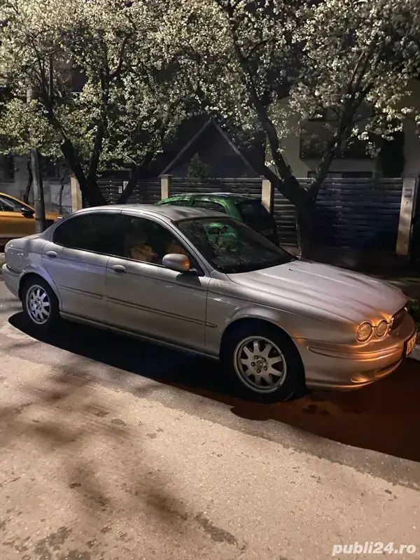 Utilizat 2006 Jaguar X-type Berlinǎ | 2.200 EUR - Imagine 1/4