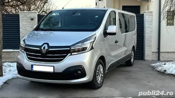 Argintiu Second-hand 2021 Renault Trafic Monovolum | 15.800 EUR (Super Preț) - Imagine 1/4