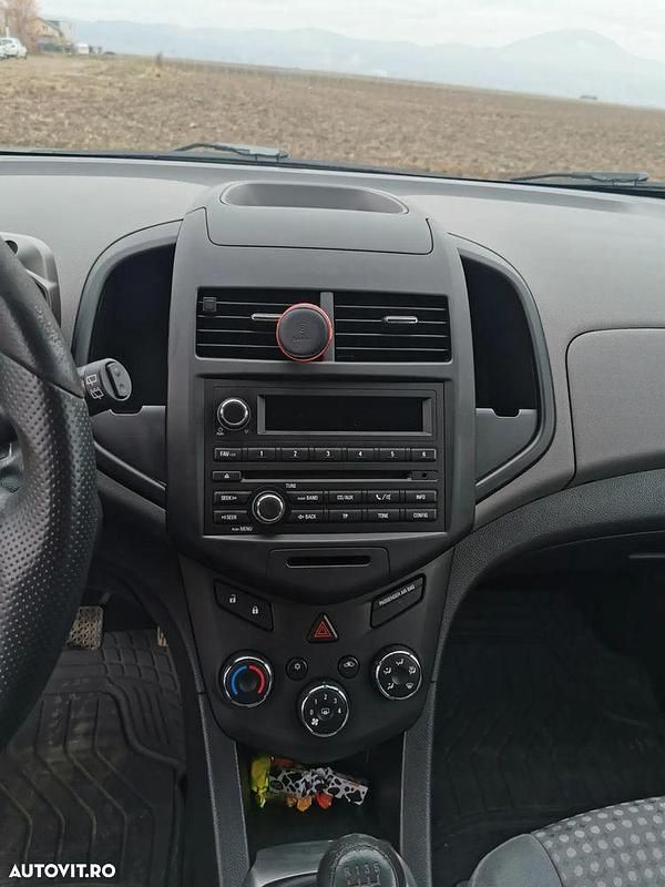 Second-hand Chevrolet Aveo LT 86 CP (63 kW) 2012 Culoarealbastru