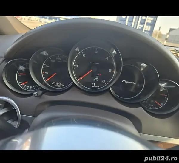 Maro Utilizat 2015 Porsche Cayenne SUV | 24.900 EUR (Preț OK) - Imagine 1/4