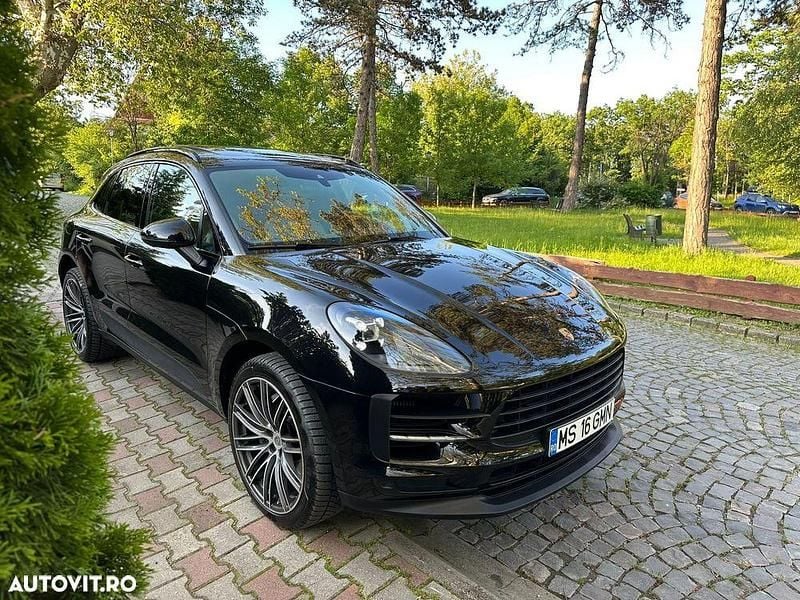 Second-hand Porsche Macan 353 CP (259 kW) 2021 Culoarenegru SUV