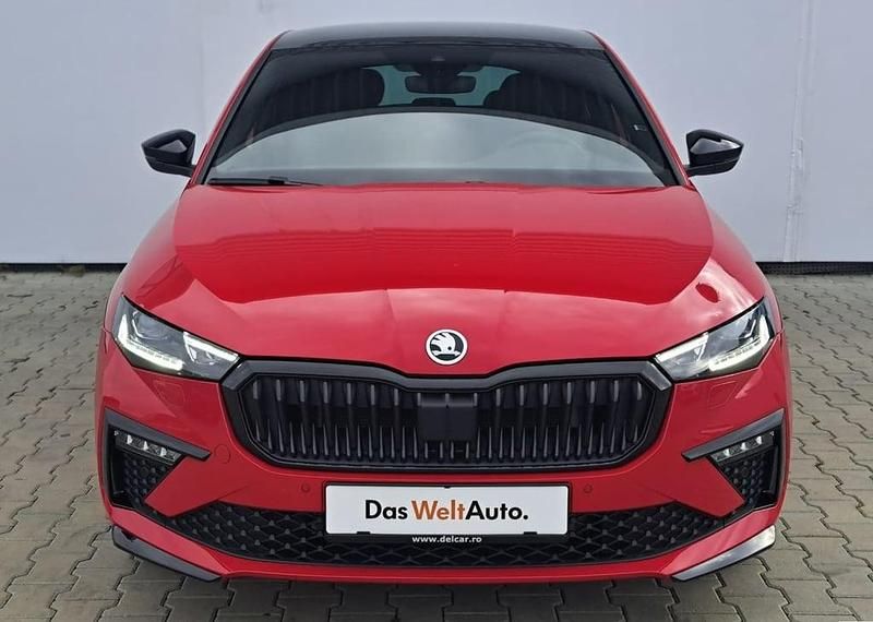 Nouă Skoda Scala Monte Carlo 150 CP (110 kW) 2025 Rosu mediu  metalic Hatchback