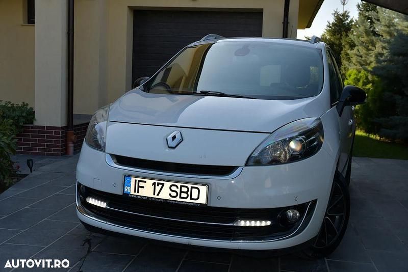 Culoarealb Utilizat 2013 Renault Grand Scénic III Bose Edition Monovolum | 5.750 EUR (Preț bun) - Imagine 1/4