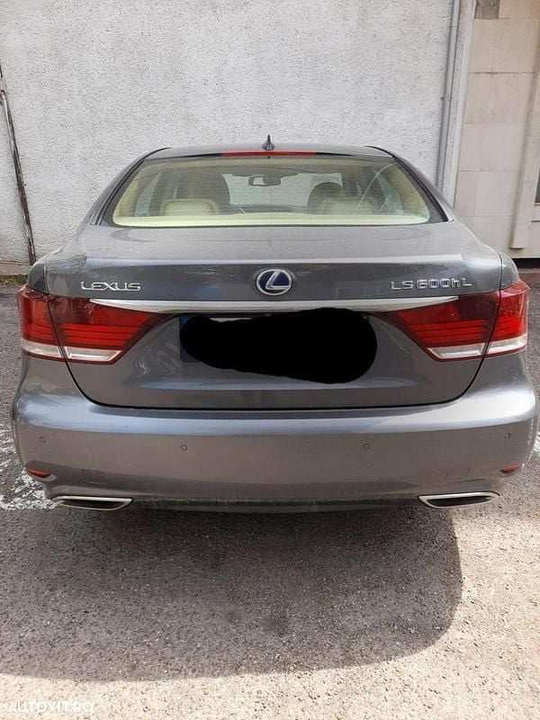 Culoaregri Utilizat 2016 Lexus LS600h Luxury Line Berlinǎ | 35.000 EUR - Imagine 1/4