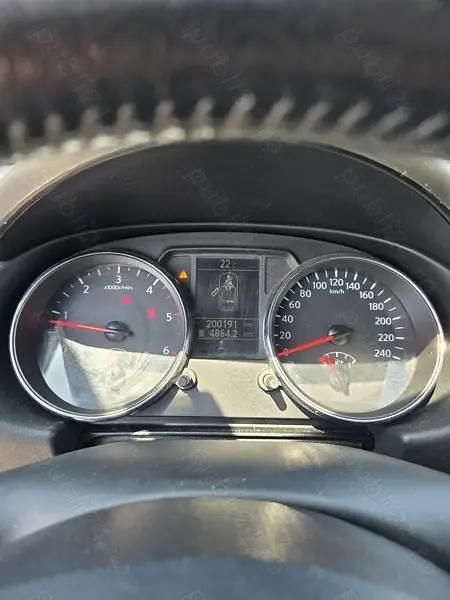 Argintiu Utilizat 2012 Nissan Qashqai SUV | 6.000 EUR (Preț bun) - Imagine 1/4
