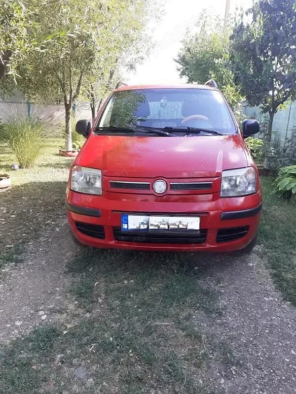 Utilizat 2010 Fiat Panda Hatchback | 1.850 EUR - Imagine 1/4