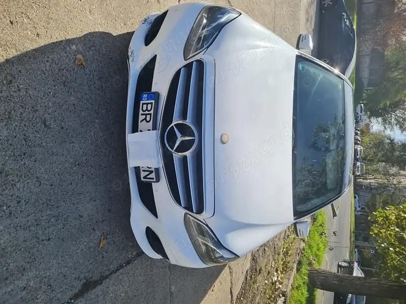 Utilizat 2013 Mercedes 200 Break | 9.200 EUR - Imagine 1/4