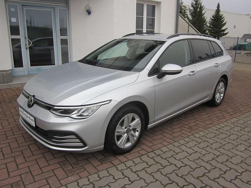 Utilizat 2021 VW Golf VIII Life Break | 20.616 EUR (Preț OK) - Imagine 1/1