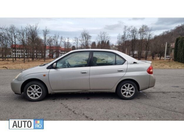 Gri Utilizat 2001 Toyota Prius Hatchback | 2.490 EUR - Imagine 1/4