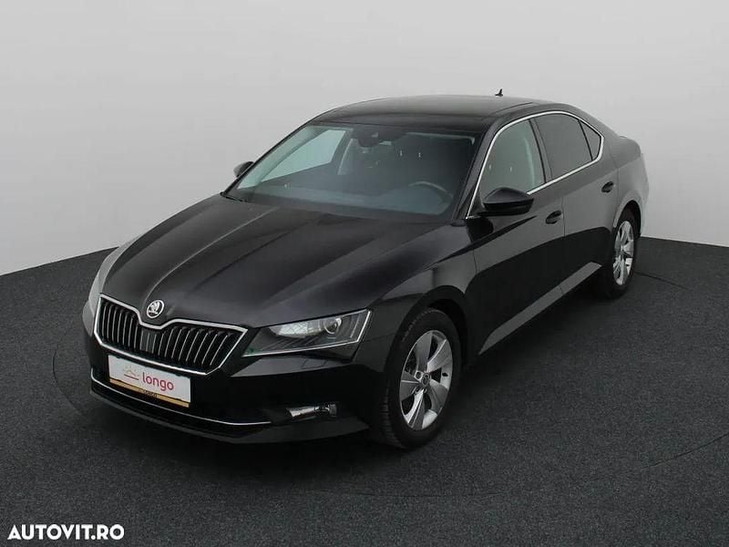 Culoarenegru Utilizat 2018 Skoda Superb Style Hatchback | 14.500 EUR (Preț OK) - Imagine 1/4