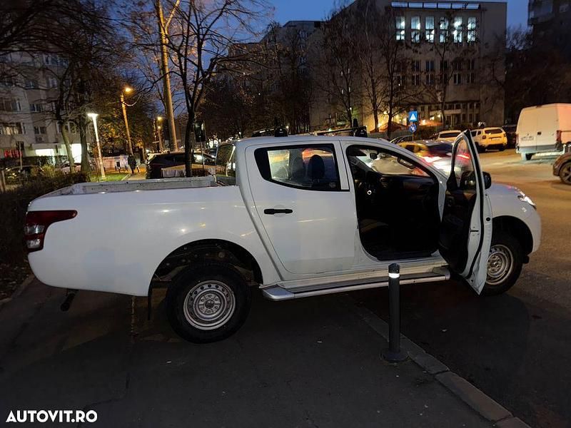 Second-hand Nissan Navara Visia 163 CP (119 kW) 2019 Culoarealb Pickup