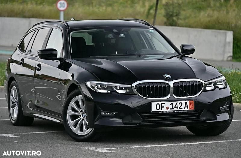 Culoarenegru Utilizat 2021 BMW 318 Advantage Break | 16.999 EUR (Preț bun) - Imagine 1/4