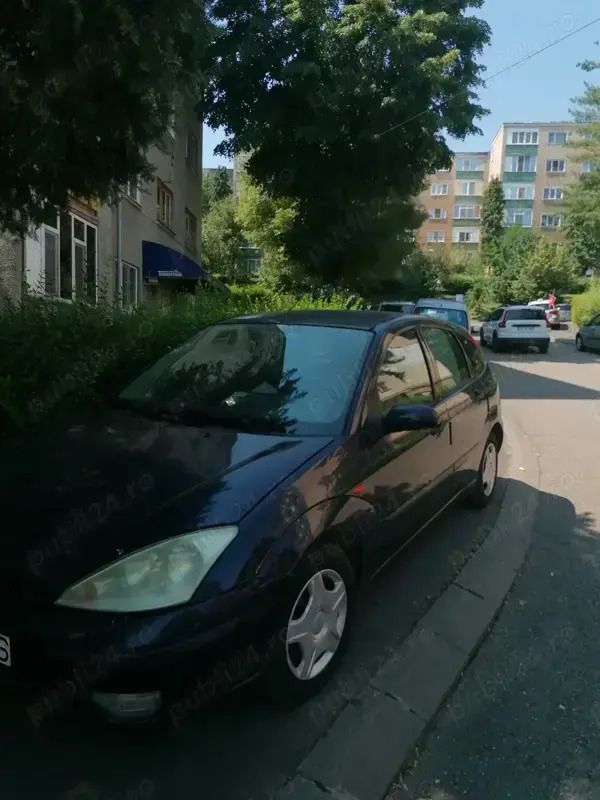 Utilizat 2002 Ford Escort Hatchback | 2.000 EUR - Imagine 1/4