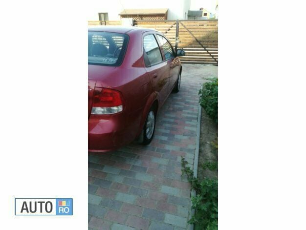 Second-hand Chevrolet Kalos 92 CP (67 kW) 2004 Visiniu Berlinǎ