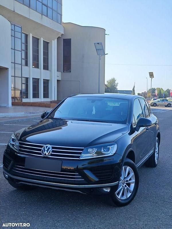 Second-hand VW Touareg 204 CP (150 kW) 2015 Culoarenegru SUV