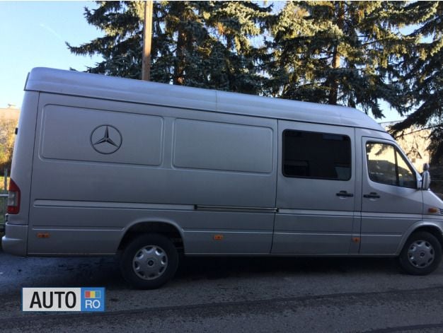 Second-hand Mercedes Sprinter 130 CP (95 kW) 2004 Gri Van