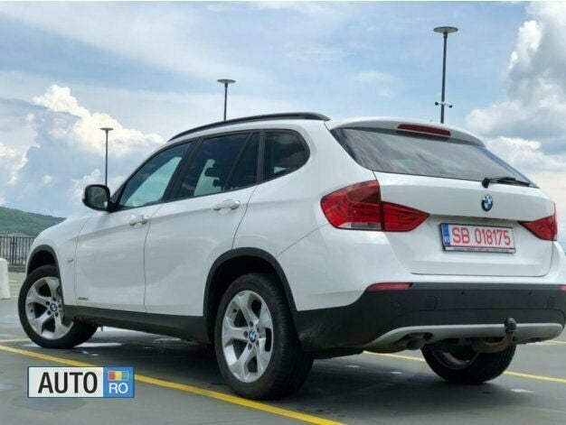 Alb Utilizat 2011 BMW X1 SUV | 9.200 EUR (Preț OK) - Imagine 1/4