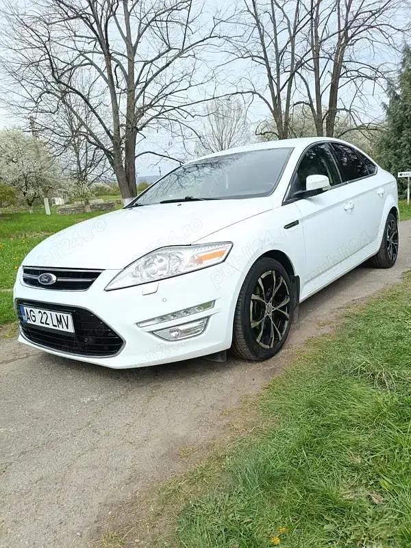 Utilizat 2012 Ford Mondeo Hatchback | 5.900 EUR (Scump) - Imagine 1/3