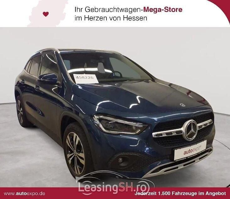 Albastru Utilizat 2020 Mercedes A220 Style SUV | 32.964 EUR (Puțin scump) - Imagine 1/4
