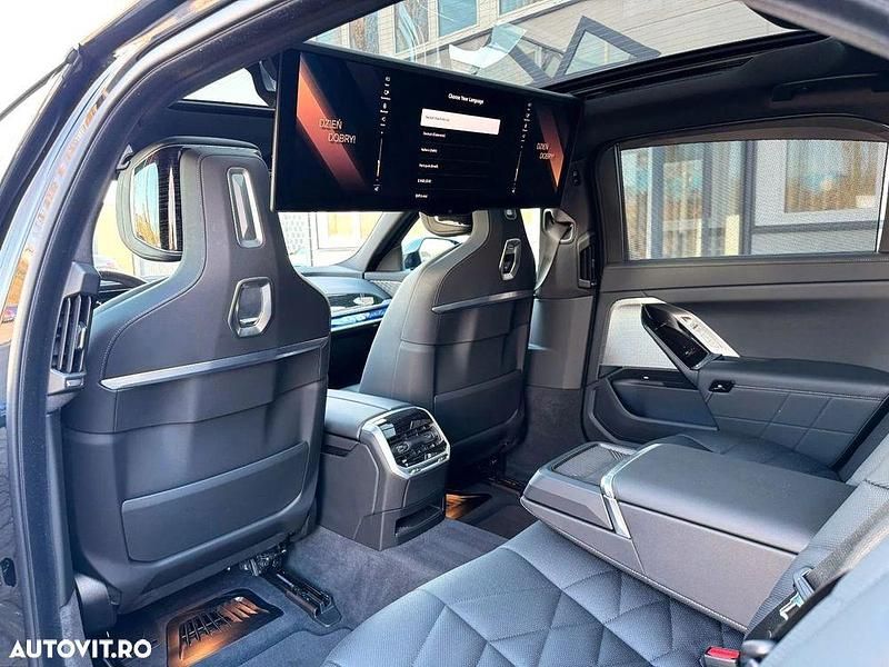 Gri Utilizat 2024 BMW 740 M Sport Berlinǎ | 95.980 EUR - Imagine 1/4