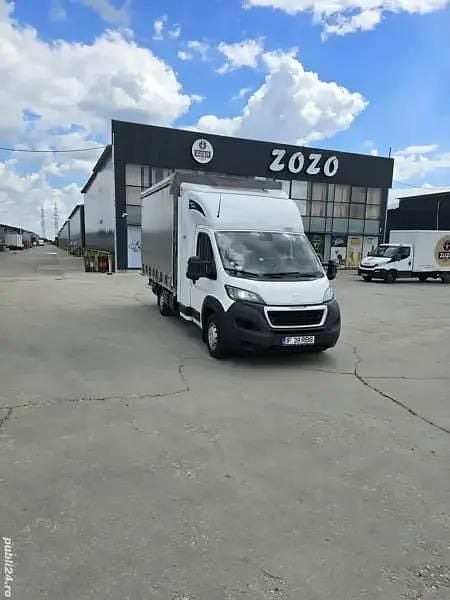 Second-hand Peugeot Boxer 121 CP (88 kW) 2021 Van