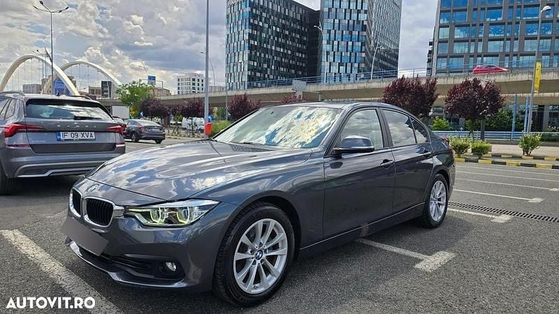 Gri Utilizat 2018 BMW 320 Sport Line Berlinǎ | 19.999 EUR (Preț bun) - Imagine 1/4