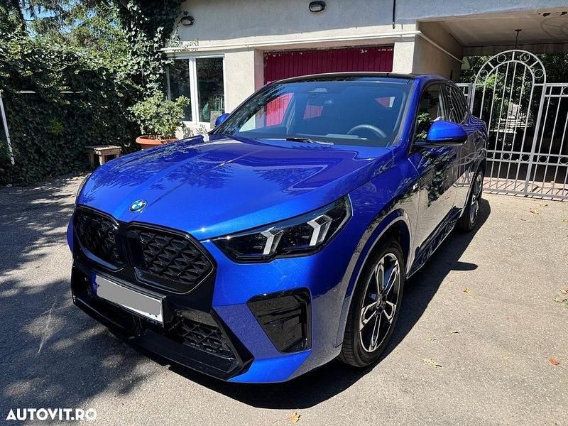 Culoarealbastru Second-hand 2024 BMW X2 Comfort Edition SUV | 45.890 EUR (Preț OK) - Imagine 1/4