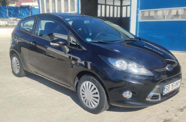 Negru Utilizat 2012 Ford Fiesta Hatchback | 4.500 EUR (Preț OK) - Imagine 1/4