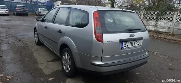 Gri Utilizat 2006 Ford Focus Hatchback | 1.650 EUR (Preț OK) - Imagine 1/4