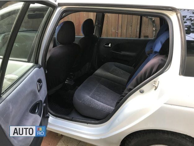 Second-hand Renault Mégane GrandTour 100 CP (73 kW) 2003 Gri Break