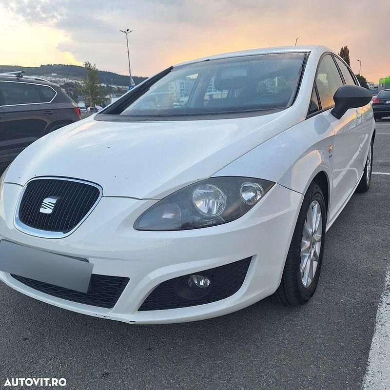 Culoarealb Utilizat 2010 Seat Leon Stylance Hatchback | 4.500 EUR (Preț OK) - Imagine 1/4