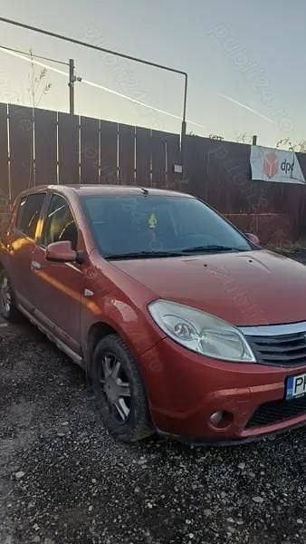 Utilizat 2008 Dacia Sandero Berlinǎ | 1.900 EUR (Preț bun) - Imagine 1/3
