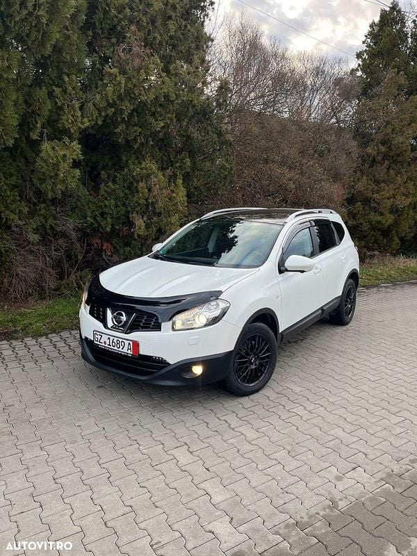 Second-hand Nissan Qashqai +2 Tekna 150 CP (110 kW) 2012 Culoarealb SUV