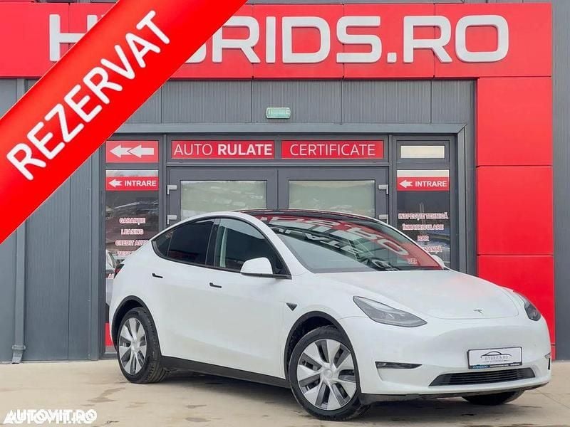 Culoarealb Second-hand 2022 Tesla Model Y SUV | 36.990 EUR (Preț OK) - Imagine 1/4