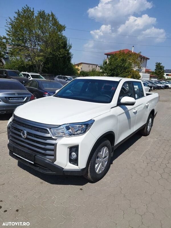 Second-hand Ssangyong (KGM) Musso 181 CP (133 kW) 2023 Alb SUV