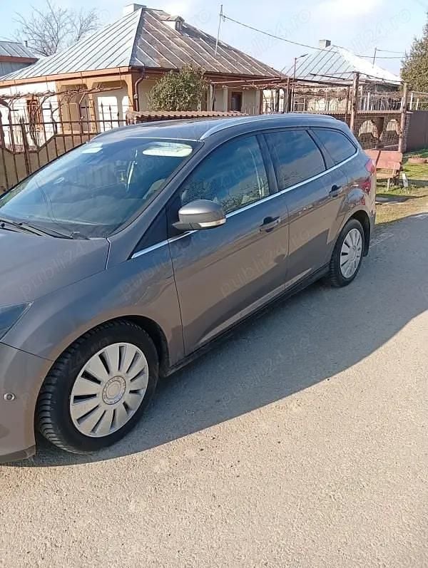 Second-hand Ford Focus SE 140 CP (102 kW) 2014 Hatchback