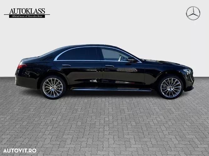Second-hand Mercedes S500 435 CP (319 kW) 2023 Negru Berlinǎ