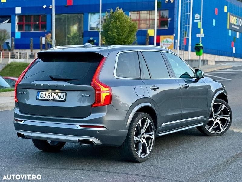 Second-hand Volvo XC90 Inscription 225 CP (165 kW) 2015 Culoareargint SUV