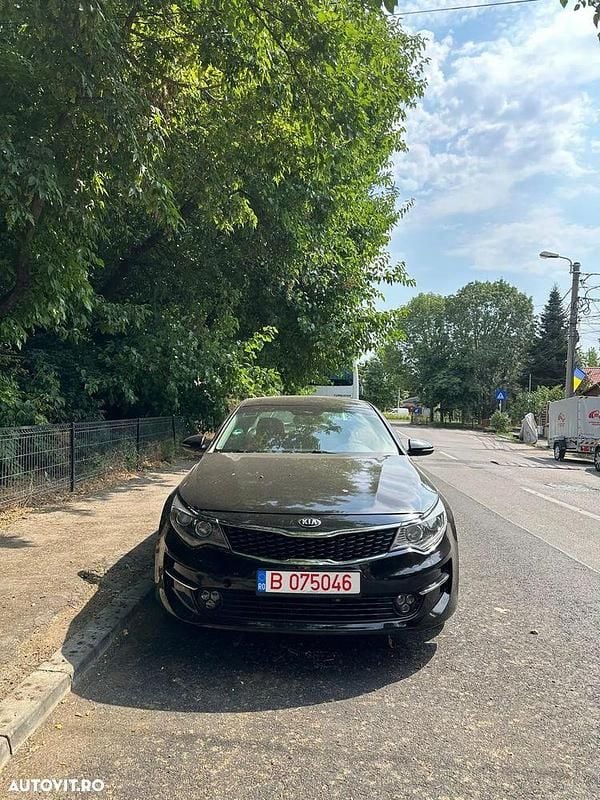 Culoarenegru Utilizat 2017 Kia Optima Comfort Berlinǎ | 9.875 EUR (Preț OK) - Imagine 1/4