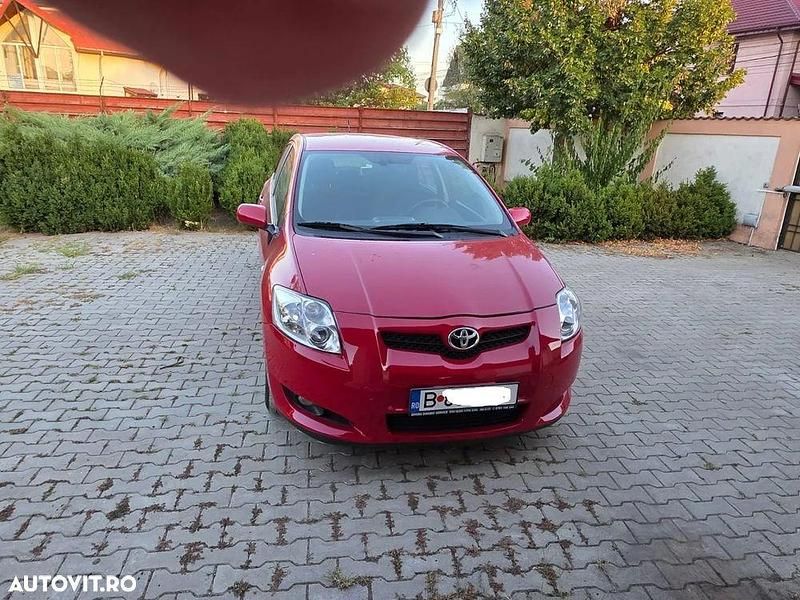 Culoarerosu Utilizat 2008 Toyota Auris Hatchback | 4.250 EUR (Preț OK) - Imagine 1/4