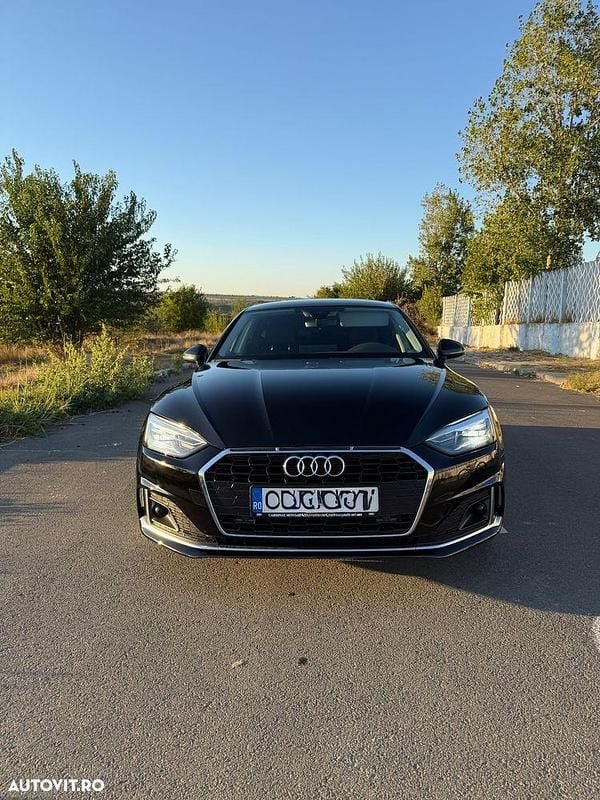 Second-hand Audi A5 163 CP (119 kW) 2021 Culoarenegru Hatchback