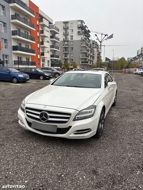 Culoarealb Utilizat 2011 Mercedes CLS350 Coupe | 13.900 EUR (Super Preț) - Imagine 1/4