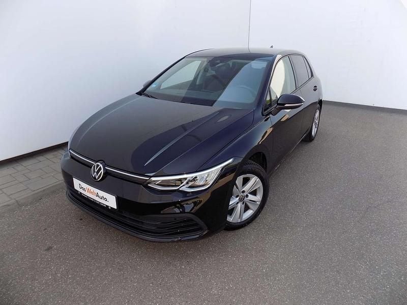 Negru metalic perleffect Utilizat 2023 VW Golf VIII Life | 23.790 EUR (Preț OK) - Imagine 1/4