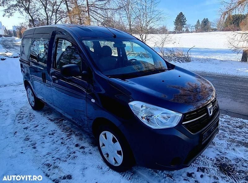 Second-hand Dacia Dokker Ambiance 102 CP (75 kW) 2018 Culoarealbastru Monovolum