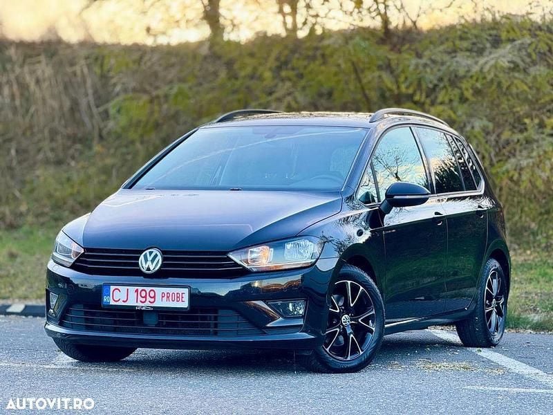 Culoarenegru Utilizat 2015 VW Golf Sportsvan Comfortline Monovolum | 8.799 EUR - Imagine 1/4
