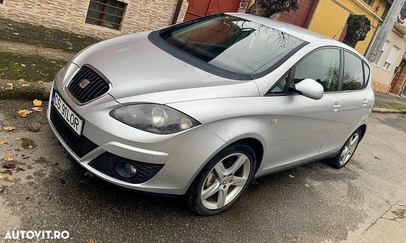 Culoaregri Utilizat 2009 Seat Altea Hatchback | 3.000 EUR (Preț OK) - Imagine 1/4