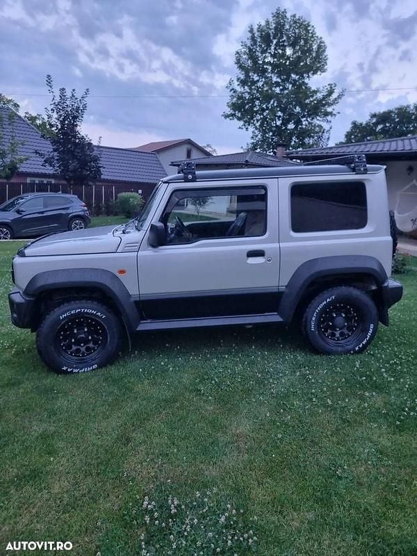 Gri Utilizat 2022 Suzuki Jimny Cool SUV | 28.200 EUR (Preț OK) - Imagine 1/4