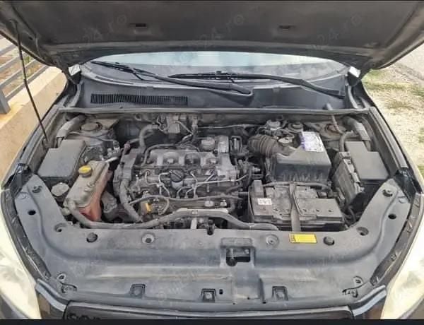 Utilizat 2008 Toyota RAV4 SUV | 4.000 EUR (Preț OK) - Imagine 1/4