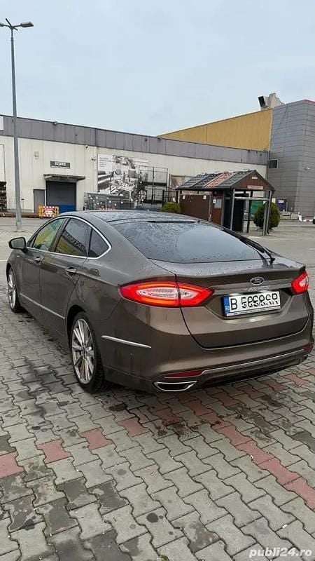 Second-hand Ford Mondeo Vignale 180 CP (132 kW) 2019 Berlinǎ